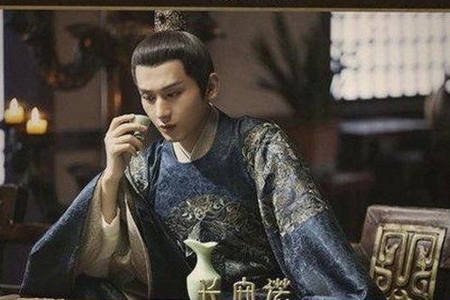 探索人物动态:妺妺用🐻夹我的🍌网站91的精彩故事与最新动态