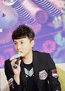 揭秘十大黄色软件:背后人物动向及影响分析