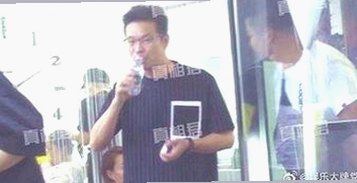 18馃埐最新版下载引领成人娱乐新潮流,内容丰富多样